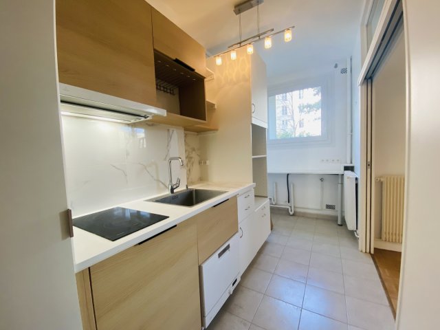 Location Appartement  1 pice (studio) - 40.42m 75013 Paris