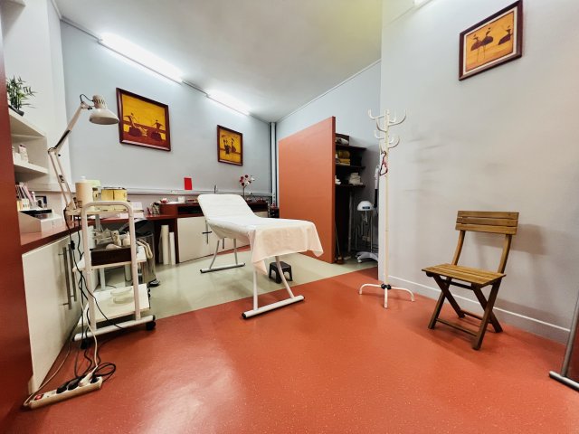 Location Local commercial  1 pice (studio) - 28.6m 75011 Paris