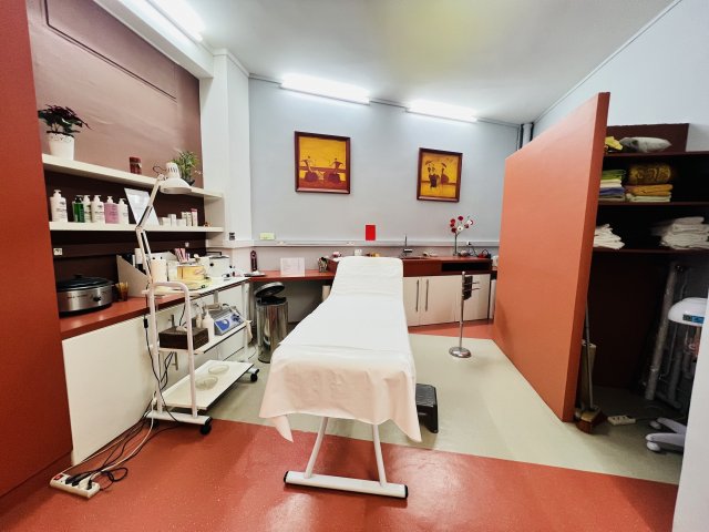 Location Local commercial  1 pice (studio) - 28.6m 75011 Paris